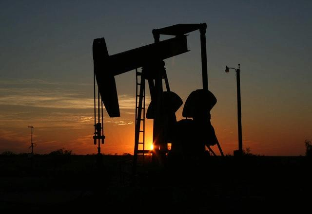La montée en puissance de la production américaine sape, en partie, les efforts conjoints de l'Arabie saoudite et de la Russie et constitue un élément de modération du prix du baril. (crédit : Pixabay)