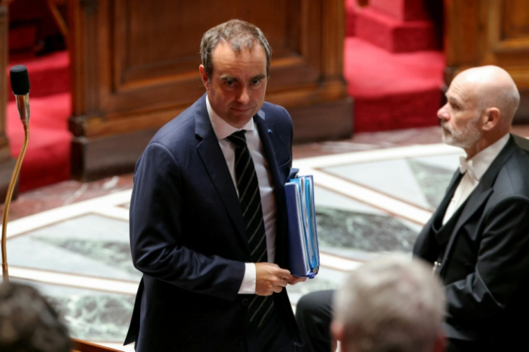 Le Premier ministre français Sébastien Lecornu assiste à une séance de questions au gouvernement à l'Assemblée nationale, à Paris, le 24 juin 2026 ( AFP / Thomas SAMSON )
