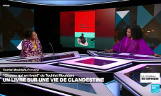Choses qui arrivent : Touhfat Mouhtare raconte l’exil, la clandestinité et la force d’écrire
