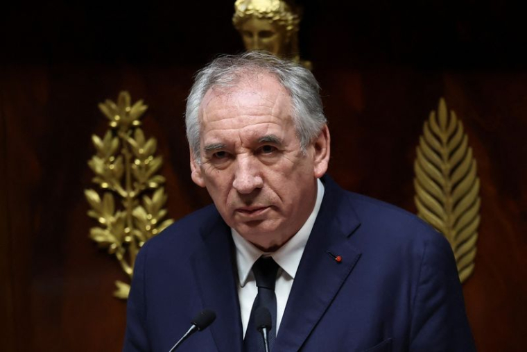 François Bayrou prononce un discours à l'Assemblée nationale à Paris