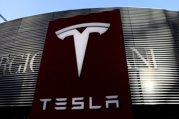 TESLA SOUS LE FEU DES CRITIQUES APRÈS AVOIR ANNONCÉ L'OUVERTURE D'UNE CONCESSION AU XINJIANG