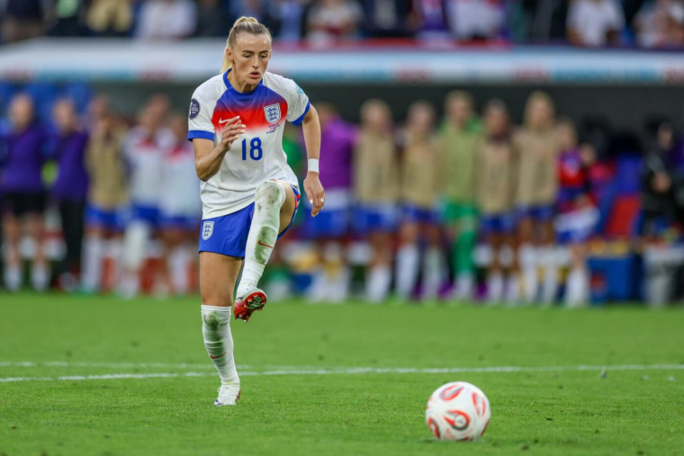 Le tir au but de Chloe Kelly a été tiré avec plus de puissance que la frappe record de Premier League