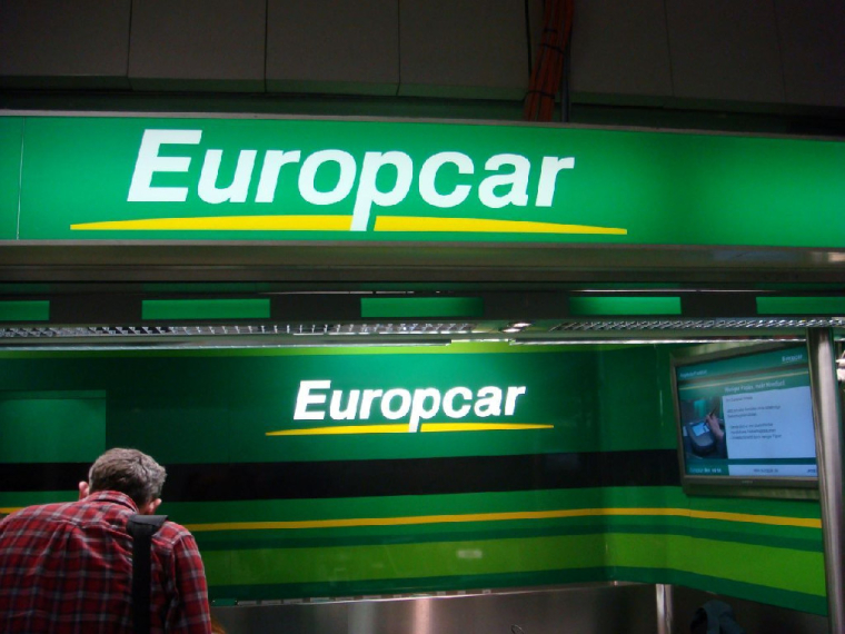 L'action du groupe de location automobile gagne 27,43% à 2,62 euros vers 11h00, la meilleure performance de l'indice SBF 120 .SBF120 , alors pratiquement à l'équilibre. (Crédits photo : Flickr - Martin Lewison)