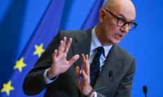 Le ministre de l'économie Roland Lescure, à Paris le 22 septembre 2026. ( AFP / Kenzo TRIBOUILLARD )
