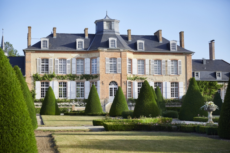 Dans le secret des maisons de champagne (Crédits photo : Shutterstock)