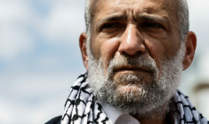 Le militant politique palestinien Ramy Shaath le 21 mai 2026 à Nanterre ( AFP / SIMON WOHLFAHRT )