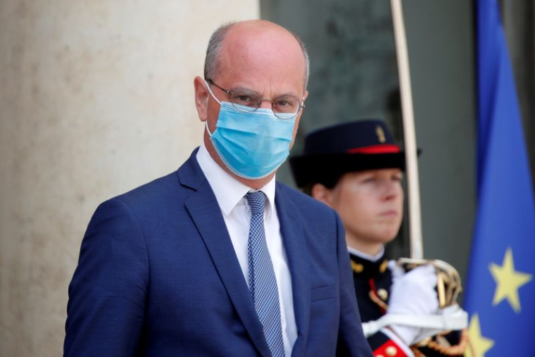 SAMUEL PATY RECEVRA LA LÉGION D'HONNEUR ET LES PALMES ACADÉMIQUES, DIT BLANQUER