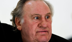 Gérard Depardieu est jugé pour agression sexuelle à Paris