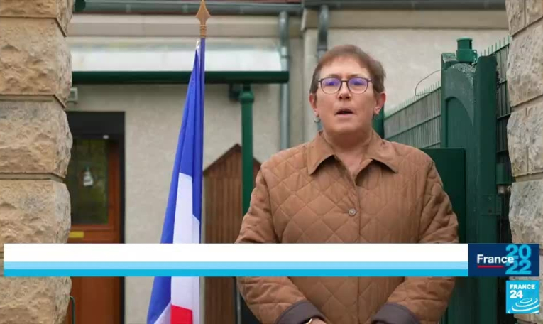 "Si j'étais présidente, je remettrais de l'humain dans l'hôpital"