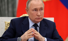 POUTINE REVENDIQUE LA VICTOIRE À MARIOUPOL, L'UKRAINE CONTESTE