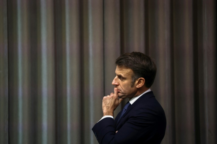 Le président Emmanuel Macron, le 13 février 2025 à l'Elysée, à Paris ( POOL / Yoan VALAT )