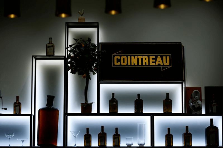 RÉMY COINTREAU CHUTE, GOLDMAN JUGE UNE PAUSE NÉCESSAIRE