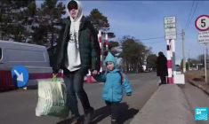 Retour en IMAGES sur les combats en cours en Ukraine