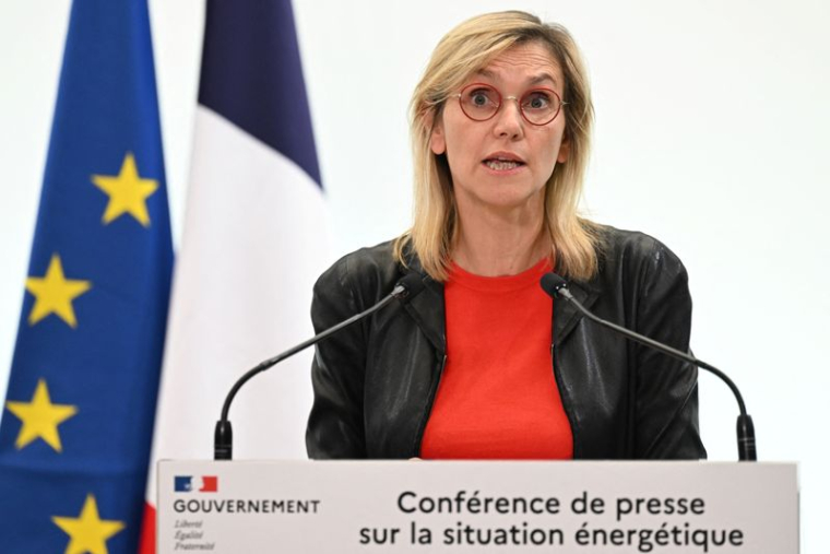 La ministre française de la Transition énergétique Agnès Pannier-Runacher lors d'une conférence de presse