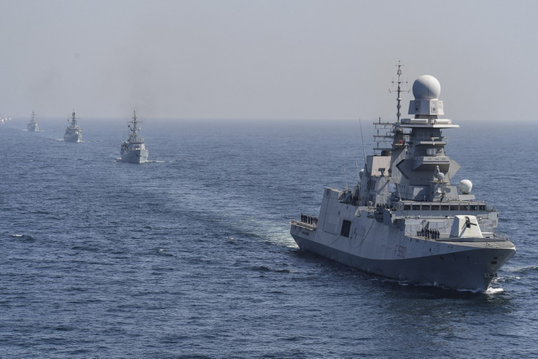 La frégate ialienne Carlo Bergamini au large de Karachi, au Pakistan, le 13 février 2023. (illustration) ( AFP / ASIF HASSAN )