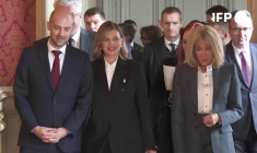 Photo de famille pour le lancement de la "Saison de l'Ukraine en France"