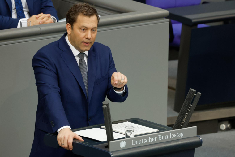 Lars Klingbeil,vice-chancelier et ministre allemand des finances, à Berlin le 8 juillet 2025. ( AFP / ODD ANDERSEN )