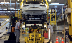 CORONAVIRUS: SÉCURITÉ RENFORCÉE À L'USINE PSA DE MULHOUSE APRÈS UN PREMIER CAS