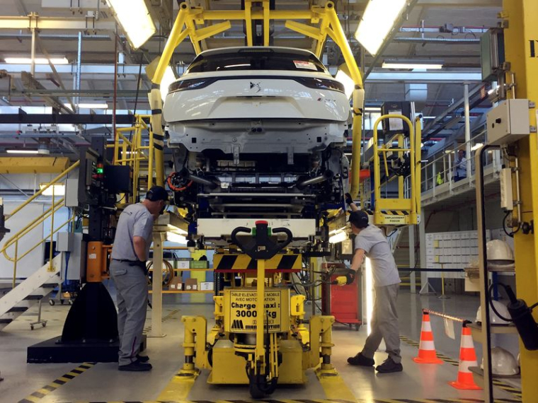 CORONAVIRUS: SÉCURITÉ RENFORCÉE À L'USINE PSA DE MULHOUSE APRÈS UN PREMIER CAS