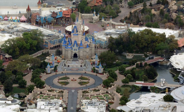 USA: LA RÉOUVERTURE DU PARC DISNEY WORLD MAINTENUE À SAMEDI