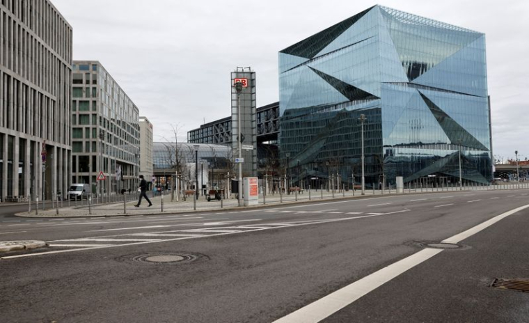 ALLEMAGNE: EMBELLIE PLUS NETTE QU'ATTENDU POUR LE CLIMAT DES AFFAIRES