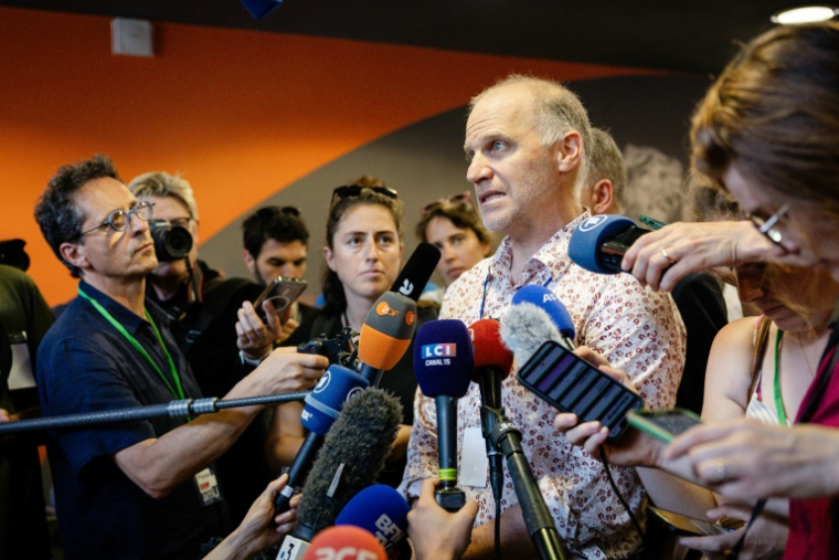 Un des chercheurs bénéficiaires du programme d'accueil de l'université d'Aix-Marseille à une conférence de presse, le 26 juin 2025 à Marseille ( AFP / CLEMENT MAHOUDEAU )