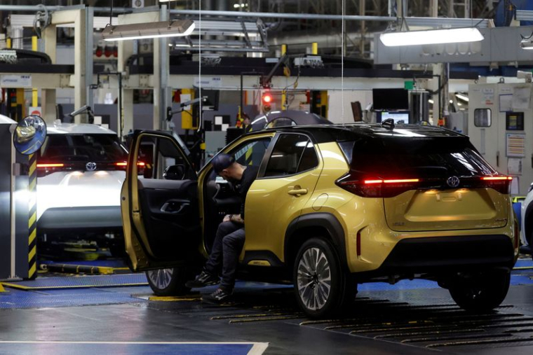 Une ligne d'assemblage de voitures Toyota Yaris