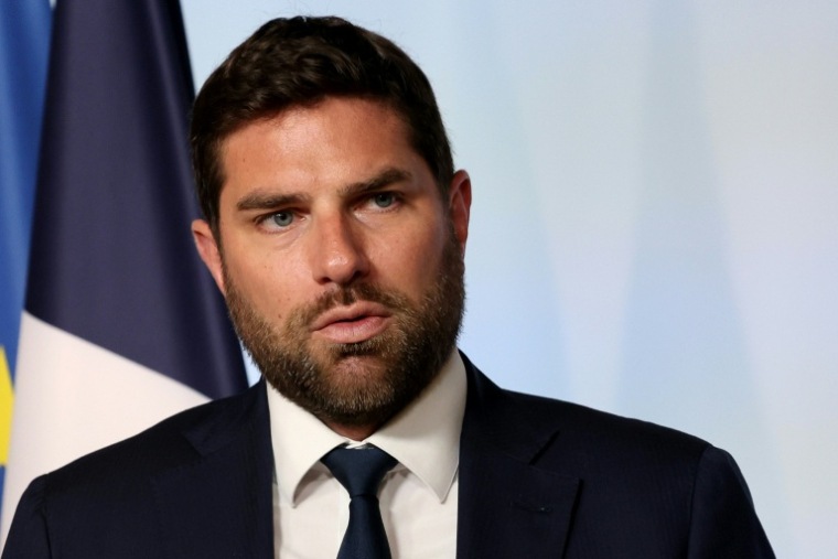 Le ministre du Logement, Vincent Jeanbrun, le 24 juin 2024 à Paris ( AFP / MEHDI FEDOUACH )