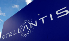STELLANTIS VA INTERROMPRE LA PRODUCTION DE SON USINE ITALIENNE DE MELFI, PÉNURIE DE PUCES