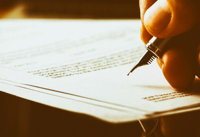 Attention aux désignations de bénéficiaires de contrats d'assurance-vie par testament.(Crédits:Fotolia)