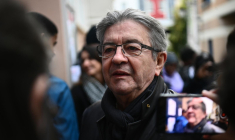 Jean-Luc Melenchon, le 1er décembre 2022, à Paris ( AFP / Christophe ARCHAMBAULT )