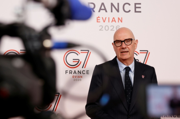 Le ministre de l'Economie, Roland Lescure, juste avant une nouvelle réunion du G7 finances, Paris, le 19 avril 2026 ( AFP / Kenzo TRIBOUILLARD )