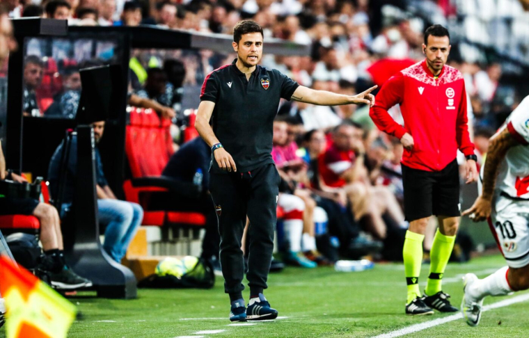 Osasuna confie son banc à un Italien