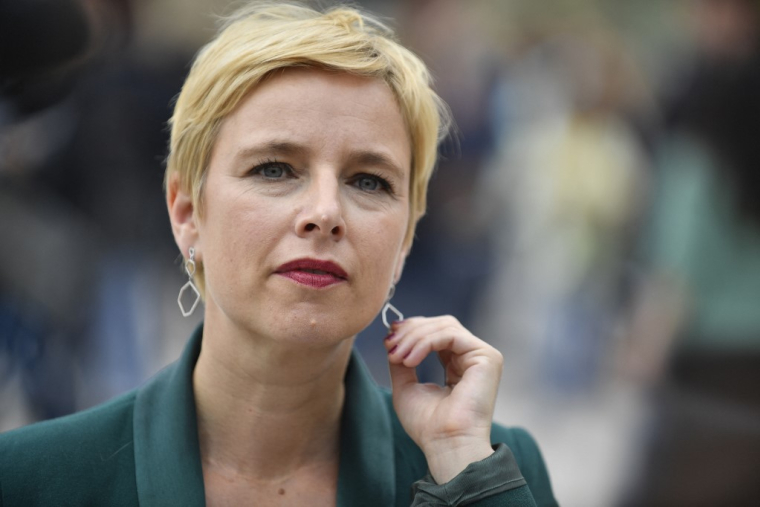 Clémentine Autain à Paris, le 21 juin 2022. ( AFP / JULIEN DE ROSA )