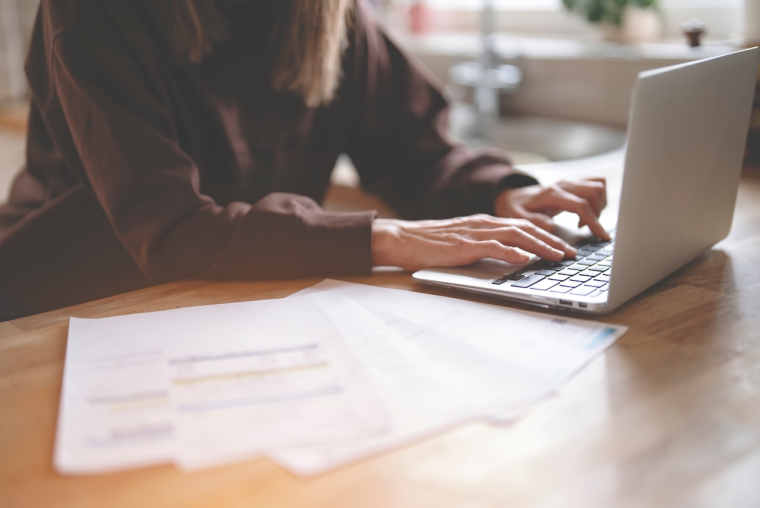 Connaissez-vous la différences entre les offres d'énergie à prix fixe et celles à prix variable ? ( Crédits photo: ©  Iryna - stock.adobe.com)