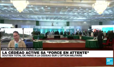 La Cédéao active "sa force en attente" : "tous les regards sont portés sur la réaction des putschistes"