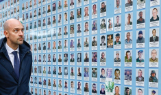 Le ministre français des Affaires étrangères Barrot en visite en Ukraine