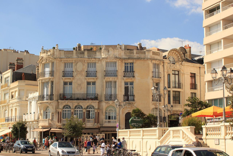 (Crédits photo : Wikimedia Commons - Llann Wé² )