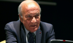 L'ancien président de l'Assemblée de Corse et ex-député européen Dominique Bucchini à Ajaccio le 9 février 2022 ( AFP / Pascal POCHARD-CASABIANCA )