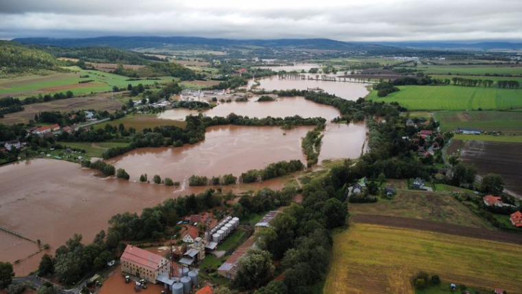 Conséquences des fortes pluies à Piszkowice, Pologne