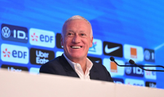 Didier Deschamps raconte une blague sur le niveau d'Adil Rami