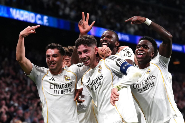 Le Real Madrid et un immense Valverde écrasent Manchester City