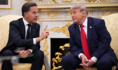 Mark Rutte et Donald Trump à Washington, aux États-Unis, le 24 juin 2026. ( GETTY IMAGES NORTH AMERICA / ANDREW HARNIK )