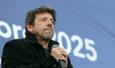 Patrick Bruel lors d'une réunion du Crif, à Paris, le 17 octobre 2025 ( AFP / Alain JOCARD )