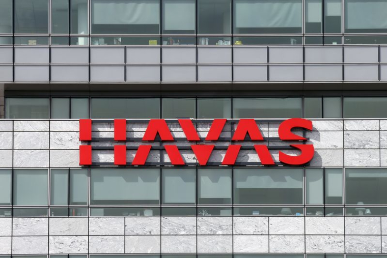 Le logo de Havas au siège de l'entreprise