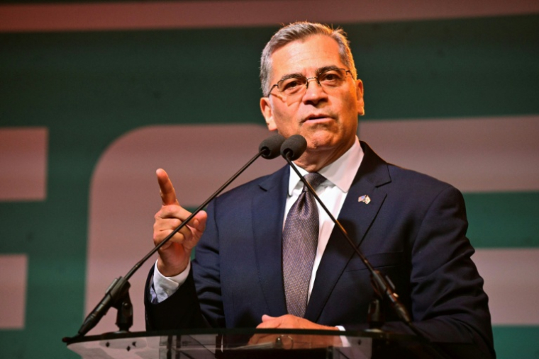 Le candidat démocrate au poste de gouverneur de Californie, Xavier Becerra, à Los Angeles, le 2 juin 2026 ( AFP / Frederic J. Brown )
