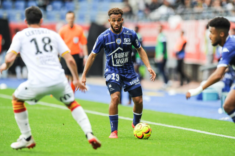 Le transfert de Mbeumo à Manchester United rapporte gros à l’ESTAC
