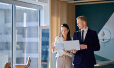 Une OPA est la fusion de deux entreprises. Les futures fusions dépendent des taux d’intérêt à venir et de la stabilité politique. ( crédit photo : Shutterstock )