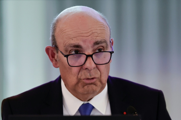 Le PDG de Dassault Eric Trappier au cours de l'Assemblée générale à Paris, le 16 mai 2024 ( AFP / STEPHANE DE SAKUTIN )