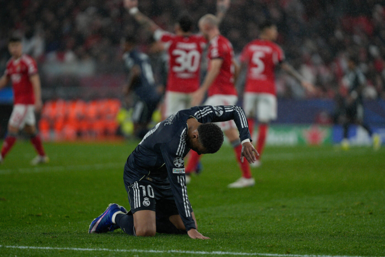 La défense lunaire du Real Madrid sur le but de Trubin